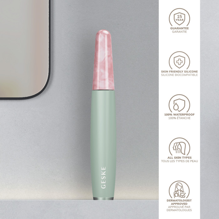Ручка-масажер для обличчя з рожевим кварцом GESKE SmartAppGuided Rose Quartz & Depuffing Pen 6in1 green