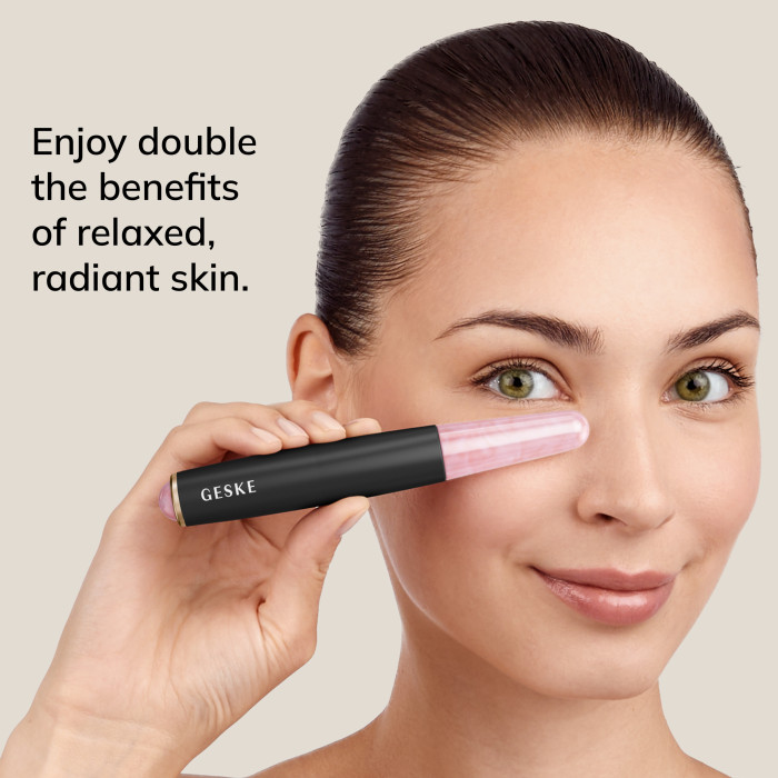 Ручка-масажер для обличчя з рожевим кварцом GESKE SmartAppGuided Double-Sided Rose Quartz Depuffing Pen 7в1 gray
