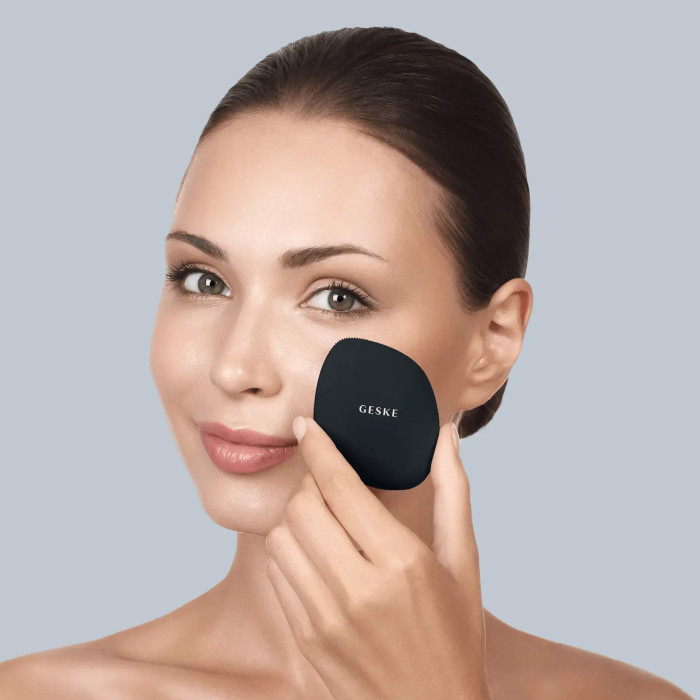 Щітка для обличчя GESKE Facial Brush 4в1 black