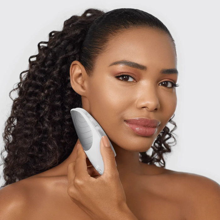 Електронна звукова термо щітка для обличчя GESKE Sonic Thermo Facial Brush 6в1 white