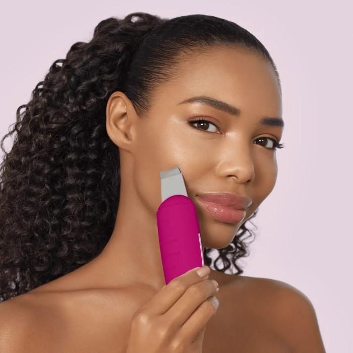 Мікрострумовий скрабер для шкіри та усунення чорних точок GESKE MicroCurrent Skin Scrubber&Blackhead Remover 9в1 magenta