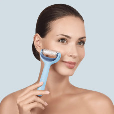 Електронний ролер для обличчя та тіла з мікроголками GESKE MicroNeedle Face&Body Roller 8в1 aquamarine