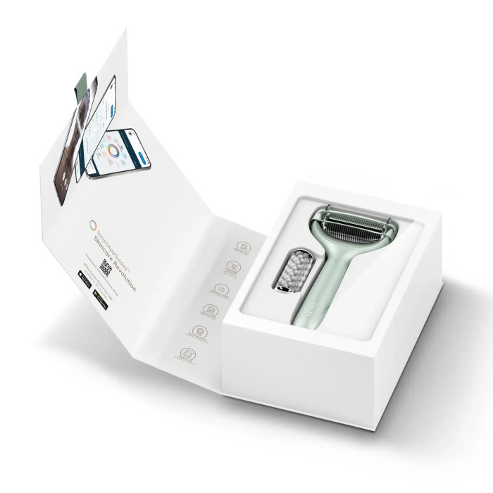 Електронний ролер для обличчя та тіла з мікроголками GESKE MicroNeedle Face&Body Roller 8в1 green