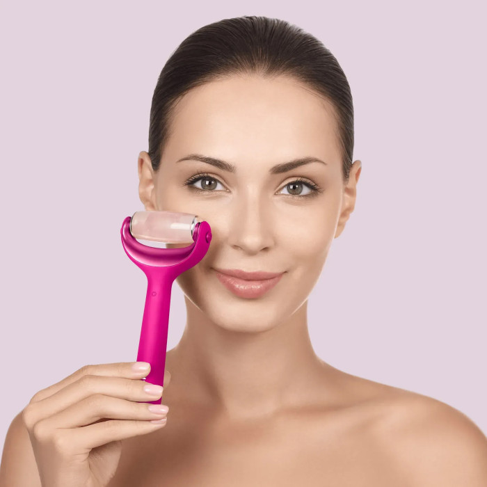Ролер для голкової мезотерапії обличчя та тіла GESKE MicroNeedle Face&Body Roller 9в1 magenta