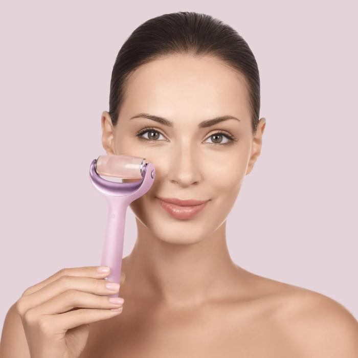 Ролер для голкової мезотерапії обличчя та тіла GESKE MicroNeedle Face&Body Roller 9в1 pink