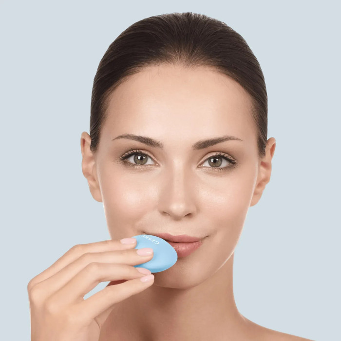 Пристрій для збільшення обʼєму губ GESKE Lip Volumizer&Booster 4в1 Small aquamarine