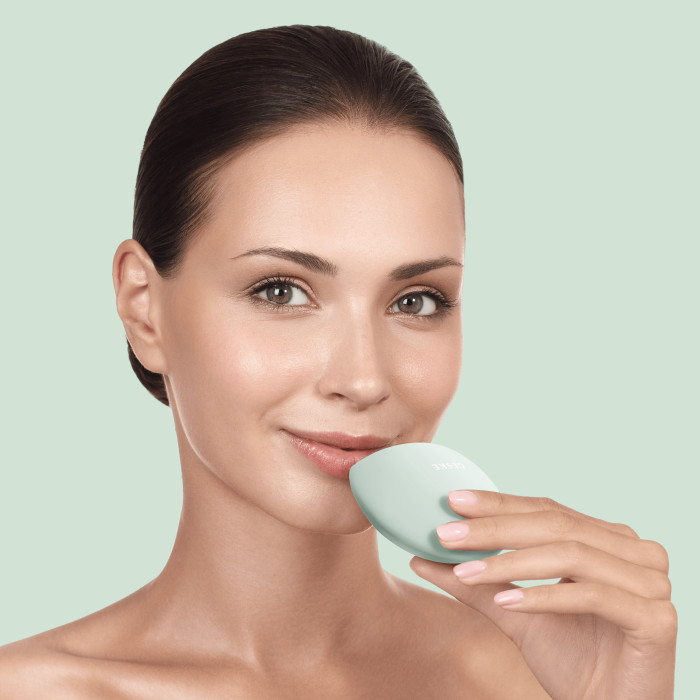 Пристрій для збільшення обʼєму губ GESKE Lip Volumizer&Booster 4в1 Big green