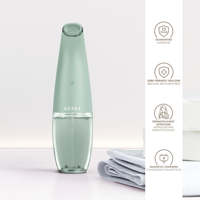Очищуючий засіб для обличчя GESKE Aqua-Stream Face Cleanser 8в1 green