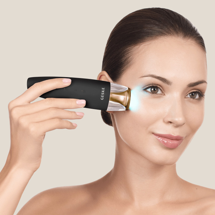 Антивіковий LED-випромінювач для відновлення шкіри обличчя GESKE Anti-Aging Skin Renewer 9в1 gray